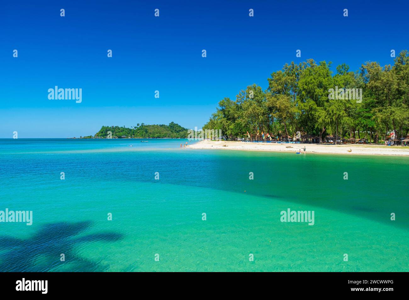 Thailandia, provincia di Trat, isola di Ko Chang, foce del fiume Khlong Prao e spiaggia di Chai Chet Foto Stock