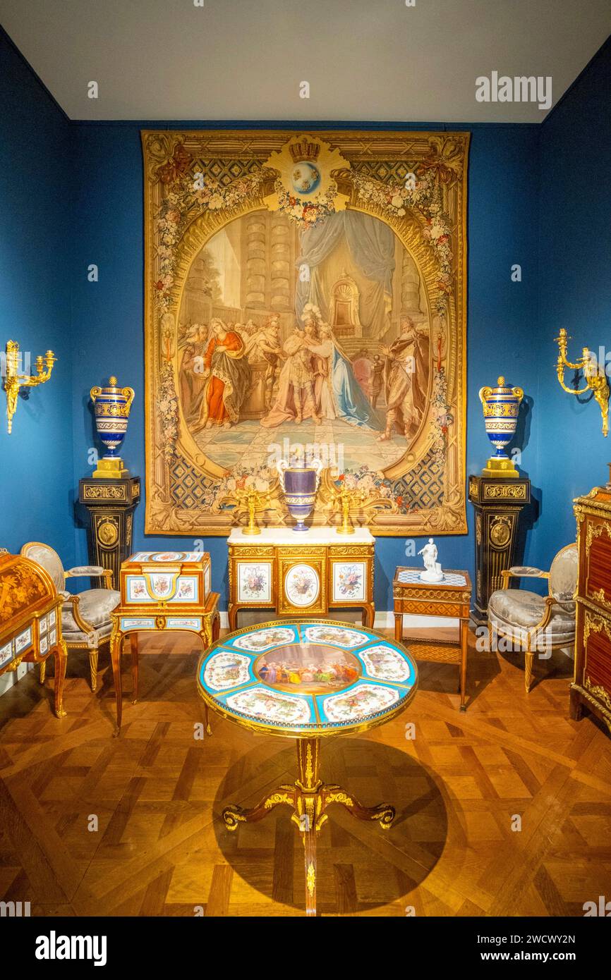 Francia, Parigi, area dichiarata Patrimonio dell'Umanità dall'UNESCO, Museo del Louvre, oggetti d'arte, Martin Carlin, XVIII secolo Foto Stock