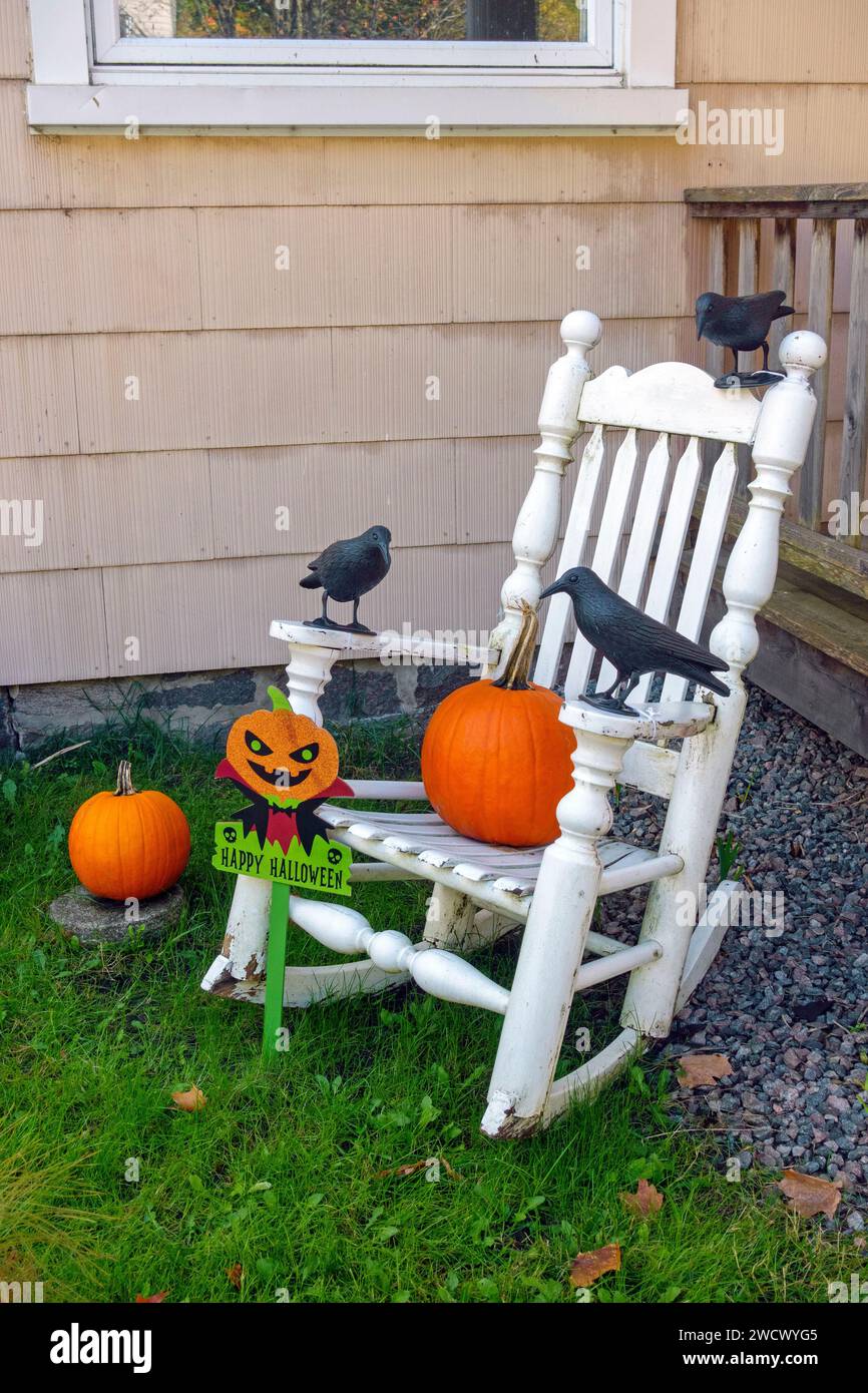 Canada, provincia del Quebec, Chemin du Roy, regione del Quebec, il circuito storico di Vieux-Chemin a Cap-Santé in autunno nelle decorazioni di Halloween Foto Stock