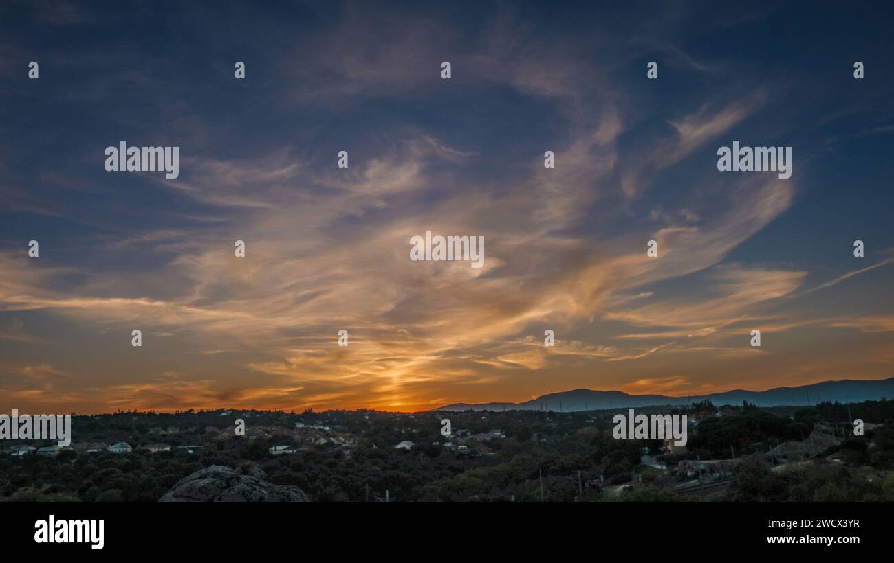 Parquelagos, tramonto a Guadarrama, Madrid, Spagna Foto Stock