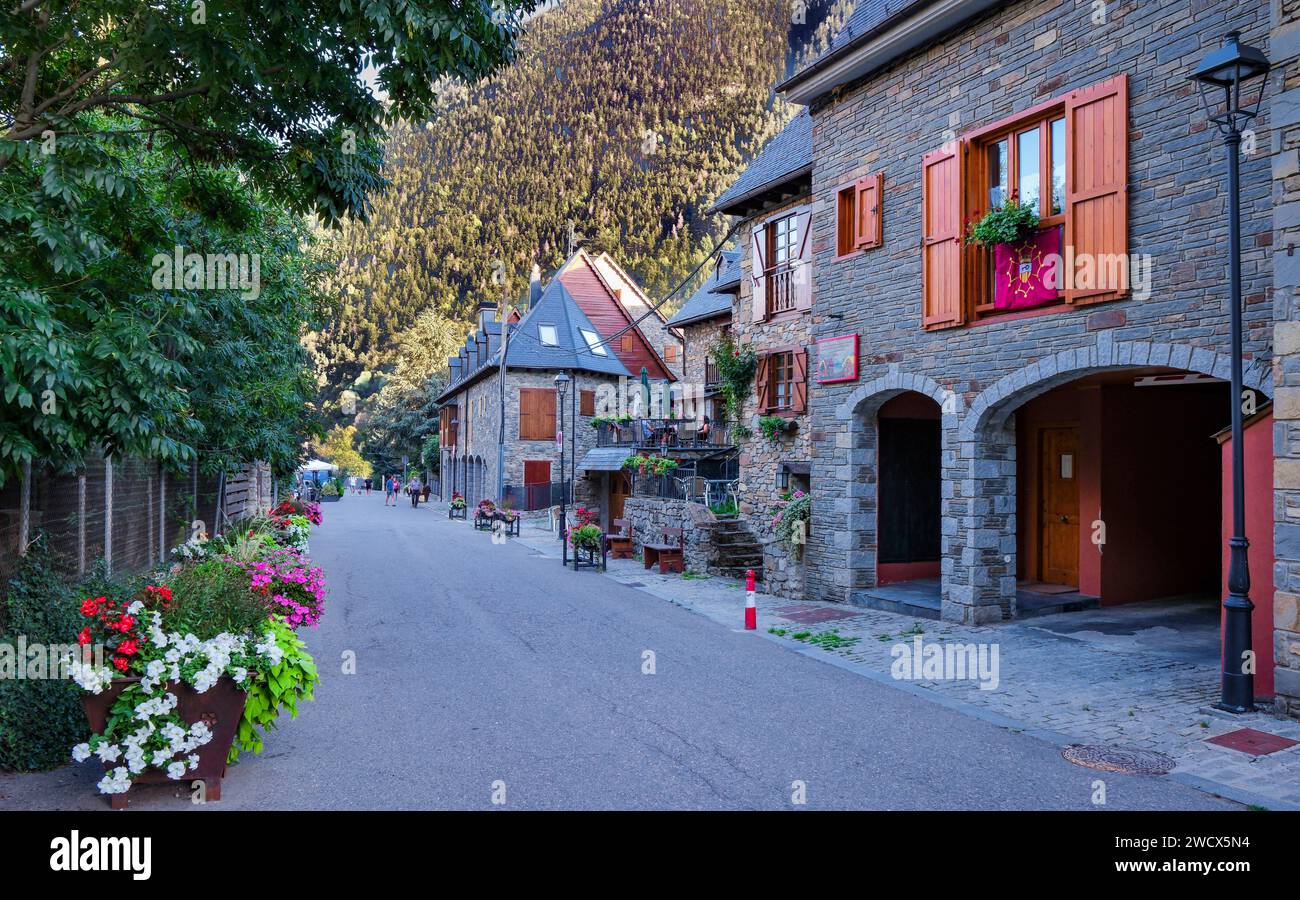 Garos Town, la Valle dell'Aran, Spagna, Europa Foto Stock