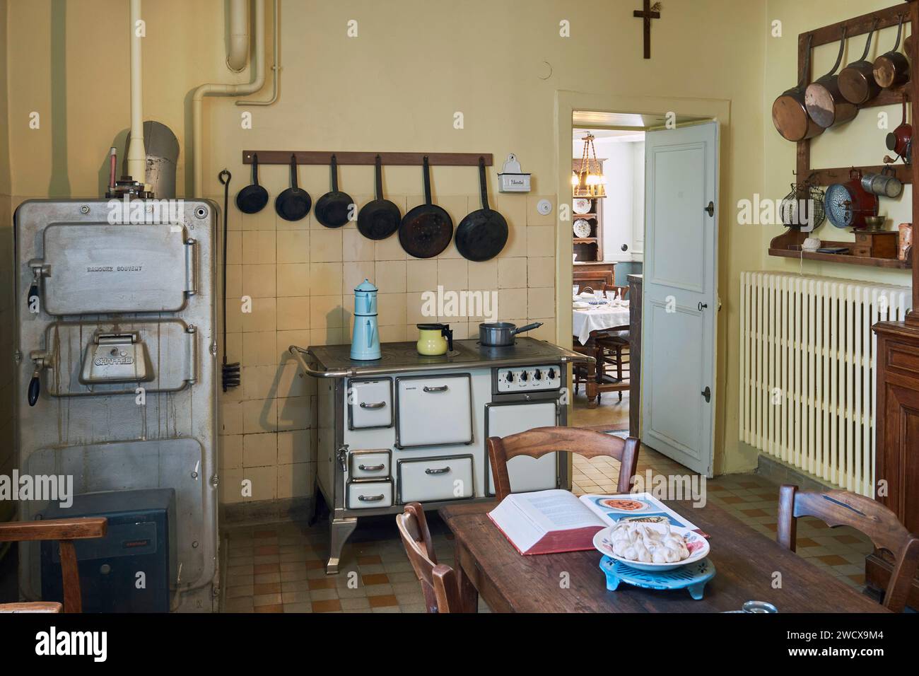 Francia, Mosella, Scy Chazelles, la casa di Robert Schuman trasformata in un museo dal maggio 2009, la cucina Foto Stock