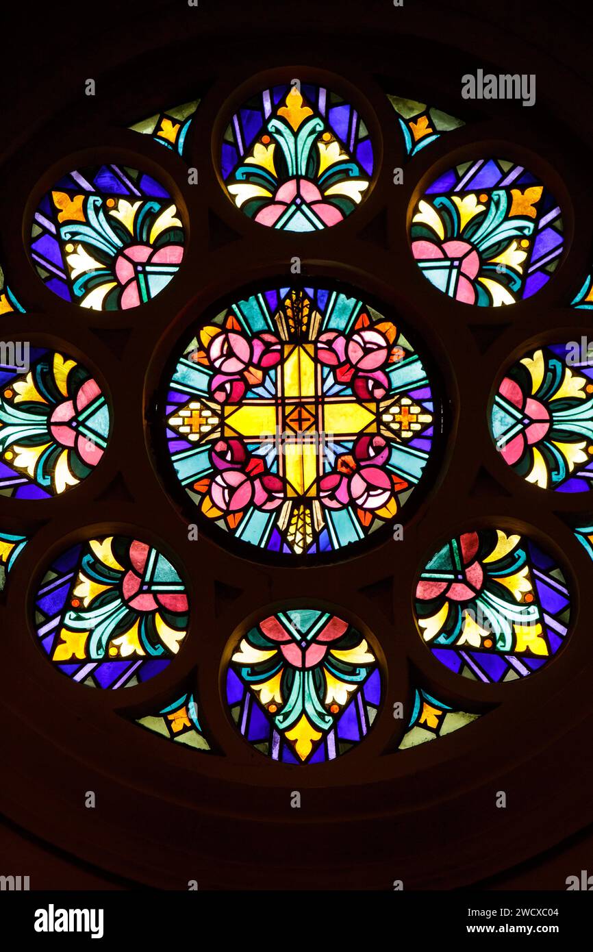 Francia, Meurthe et Moselle, Nancy, 1935 tettoia ornamentale, vetrata in stile Art Deco dal maestro vetraio Georges Janin nella cappella dell'Hopital Central de Nancy costruita dall'architetto Prosper Morey tra il 1879 e il 1883, situata in Avenue De Lattre de Tassigny Foto Stock