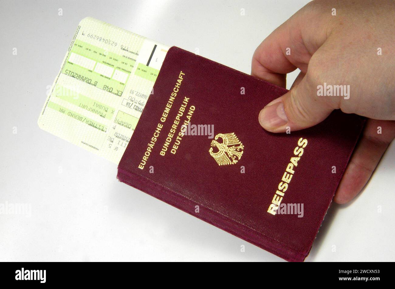 Reisepass und Boardingcard, Deutschland, BLF *** passaporto e carta d'imbarco, Germania, BLF BL022465 Foto Stock
