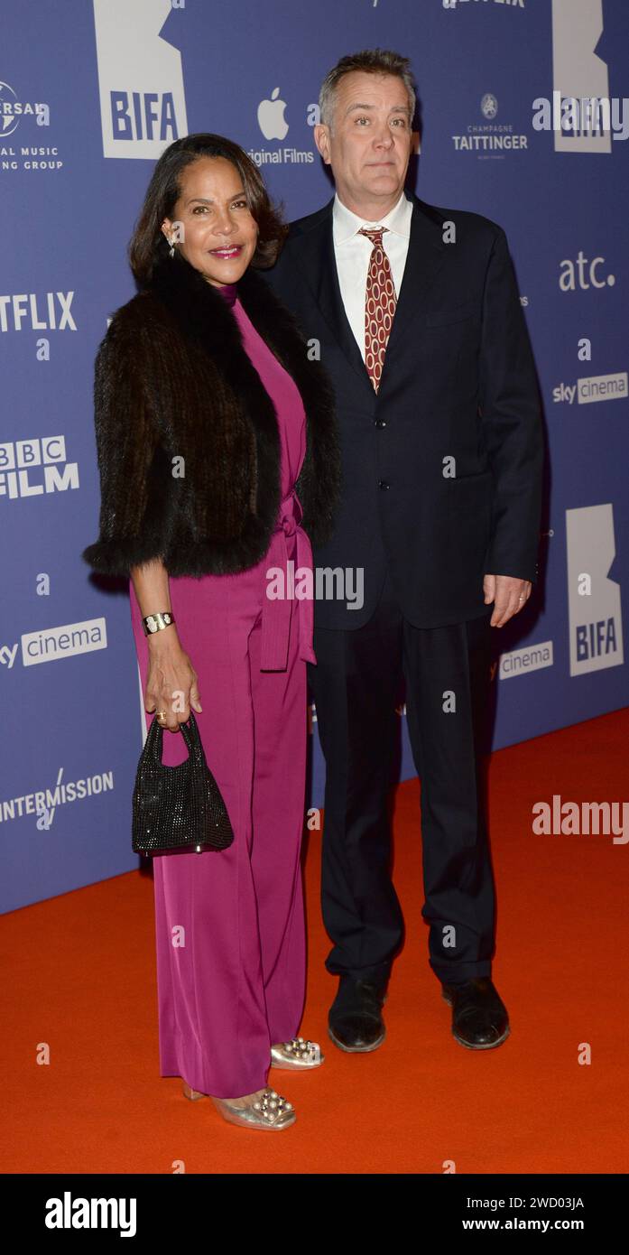 Foto deve essere accreditata ©Alpha Press 078237 03/12/2023 Lynn Blades e Damian Jones BIFA British Independent Film Awards 2023 a Londra Foto Stock