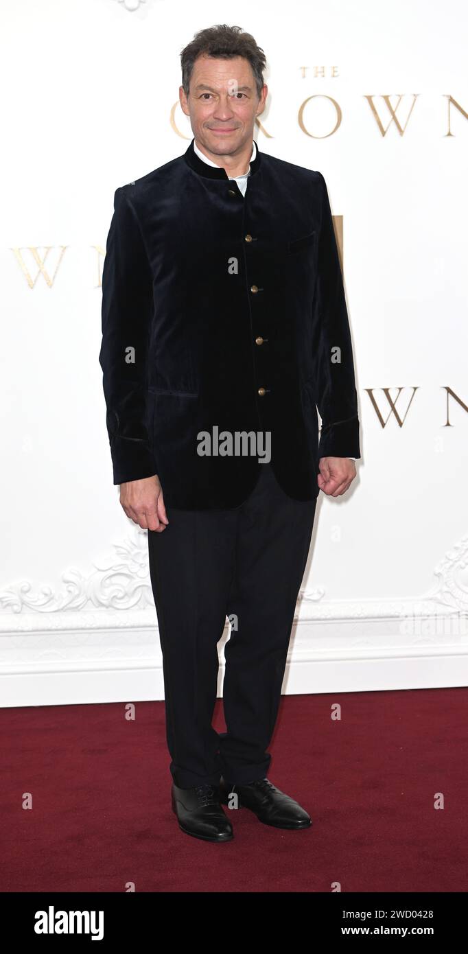 Foto deve essere accreditata ©Alpha Press 085000 05/12/2023 Dominic West The Crown Season Six finale Premiere a Londra Foto Stock