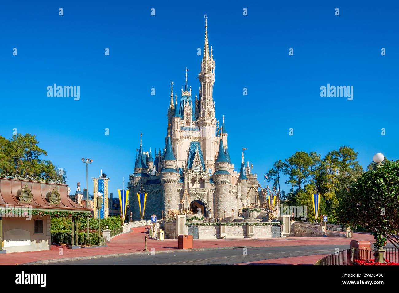 Castello di Cenerentola nel Walt Disney World Magic Kingdom di Orlando, Florida Foto Stock