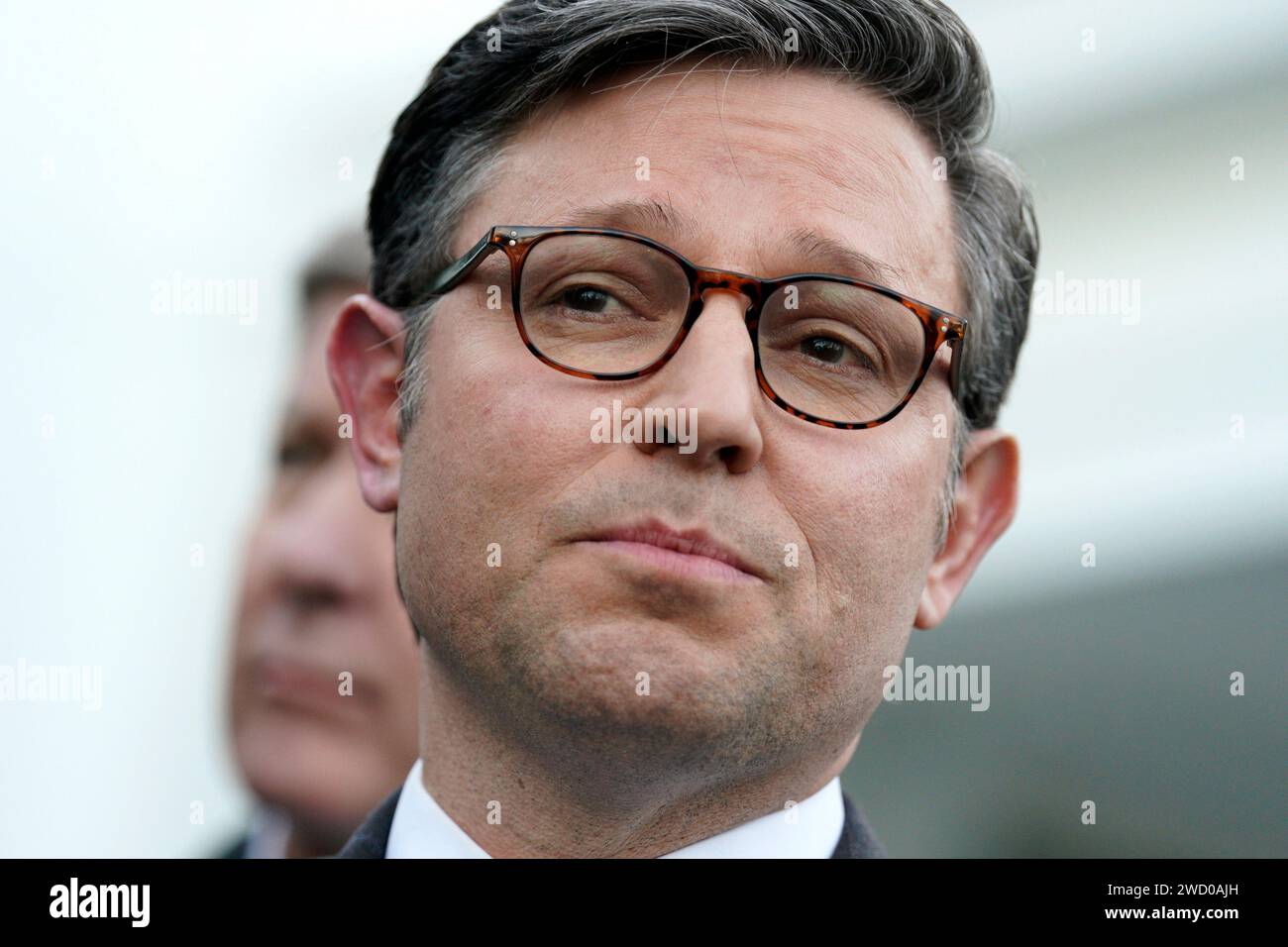 Washington, Stati Uniti. 17 gennaio 2024. Il presidente della camera Mike Johnson (R-LA) parla dopo un incontro con il presidente Joe Biden e i leader del Congresso sul sostegno all'Ucraina e al confine meridionale degli Stati Uniti alla Casa Bianca di Washington mercoledì 17 gennaio 2024. Foto di Yuri Gripas/UPI Credit: UPI/Alamy Live News Foto Stock