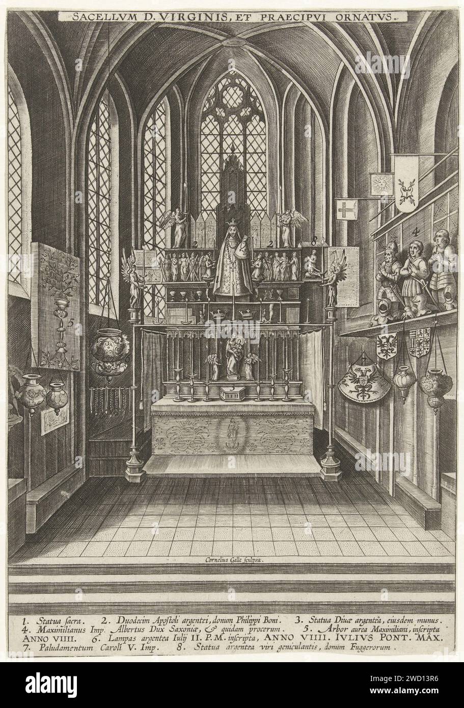 Interno di una cappella, dedicata alla Vergine Maria, Cornelis Galle (II), in onore di Unknown, 1610 - 1678 stampa veduta dell'altare in una cappella dedicata alla Vergine Maria. Sull'altare due immagini di Maria con bambino. Lungo le pareti statue di imperatori e papi, lampade, striscioni e un mantello di Karel V. con una leggenda di 1-8. Tipografia: Antwerpprint Maker: Nel sud dei Paesi Bassi incisioni su carta parti dell'interno della chiesa: cappella (+ Maria). Altare con pala (+ Maria) Foto Stock