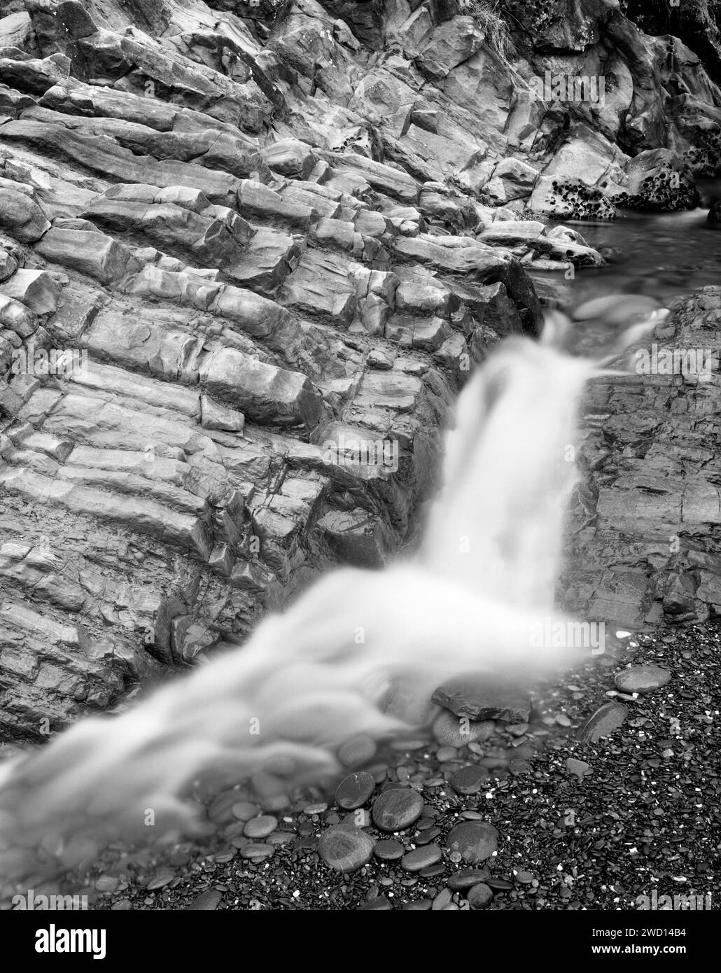 BW02443-00....WASHINGTON - cascata a Fourth Beach nell'Olympic National Park. Foto Stock