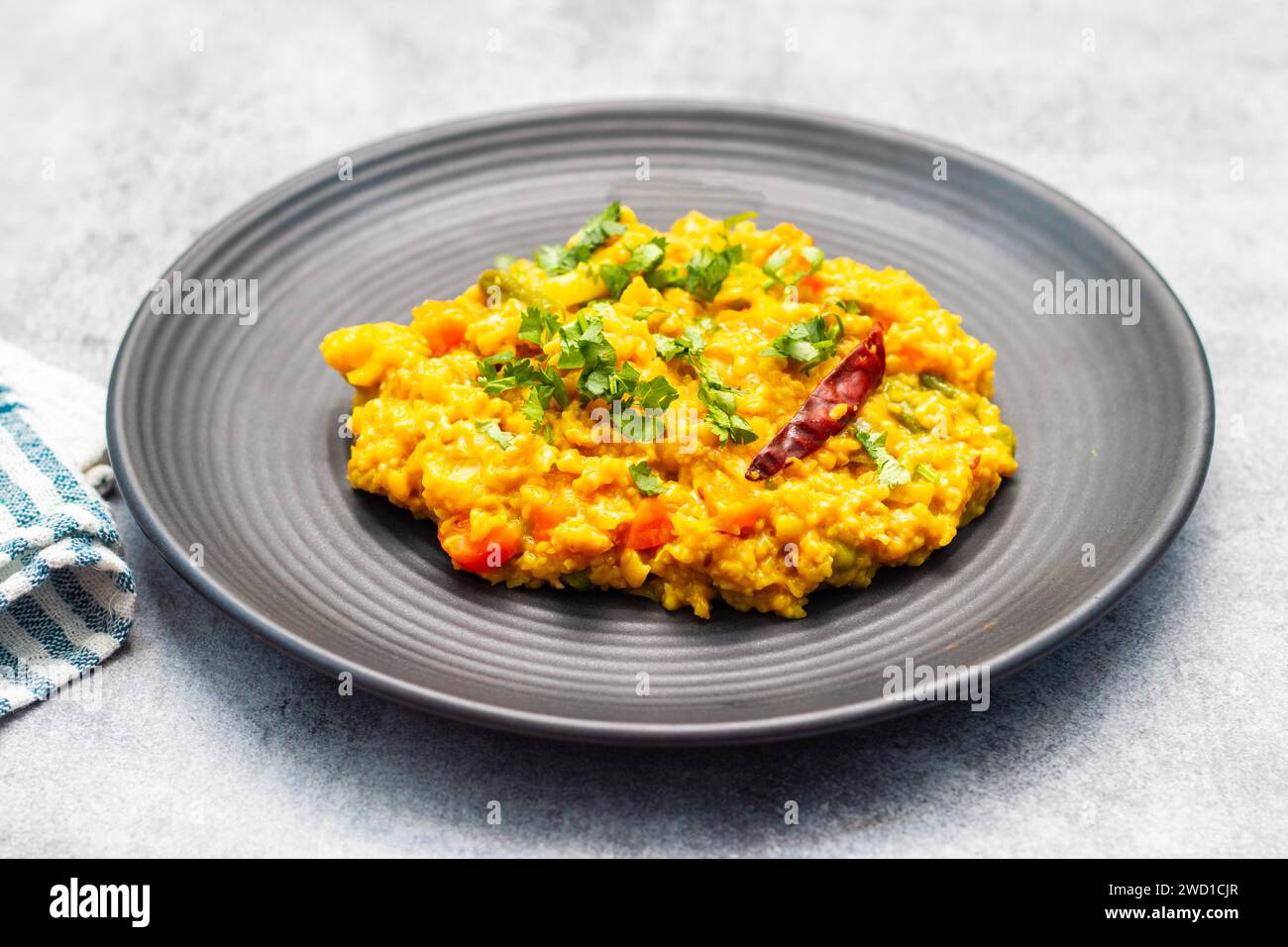 Ottimo cibo "Oats Khichdi". Cucina indiana. Foto Stock