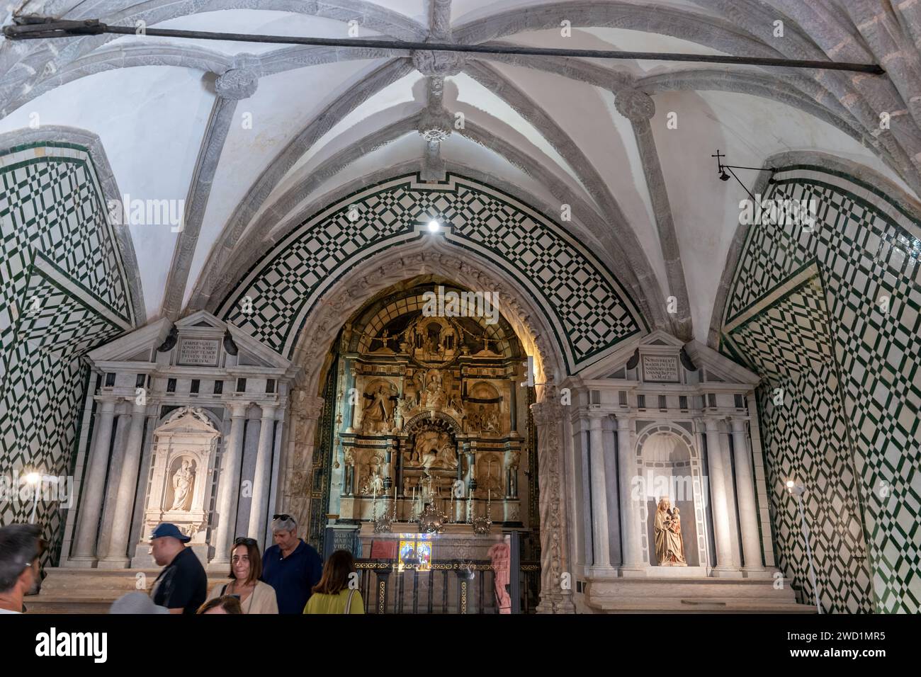 La Cappella di nostra Signora di pena all'interno del Palazzo Nazionale di pena a Sintra, Portogallo. Foto Stock