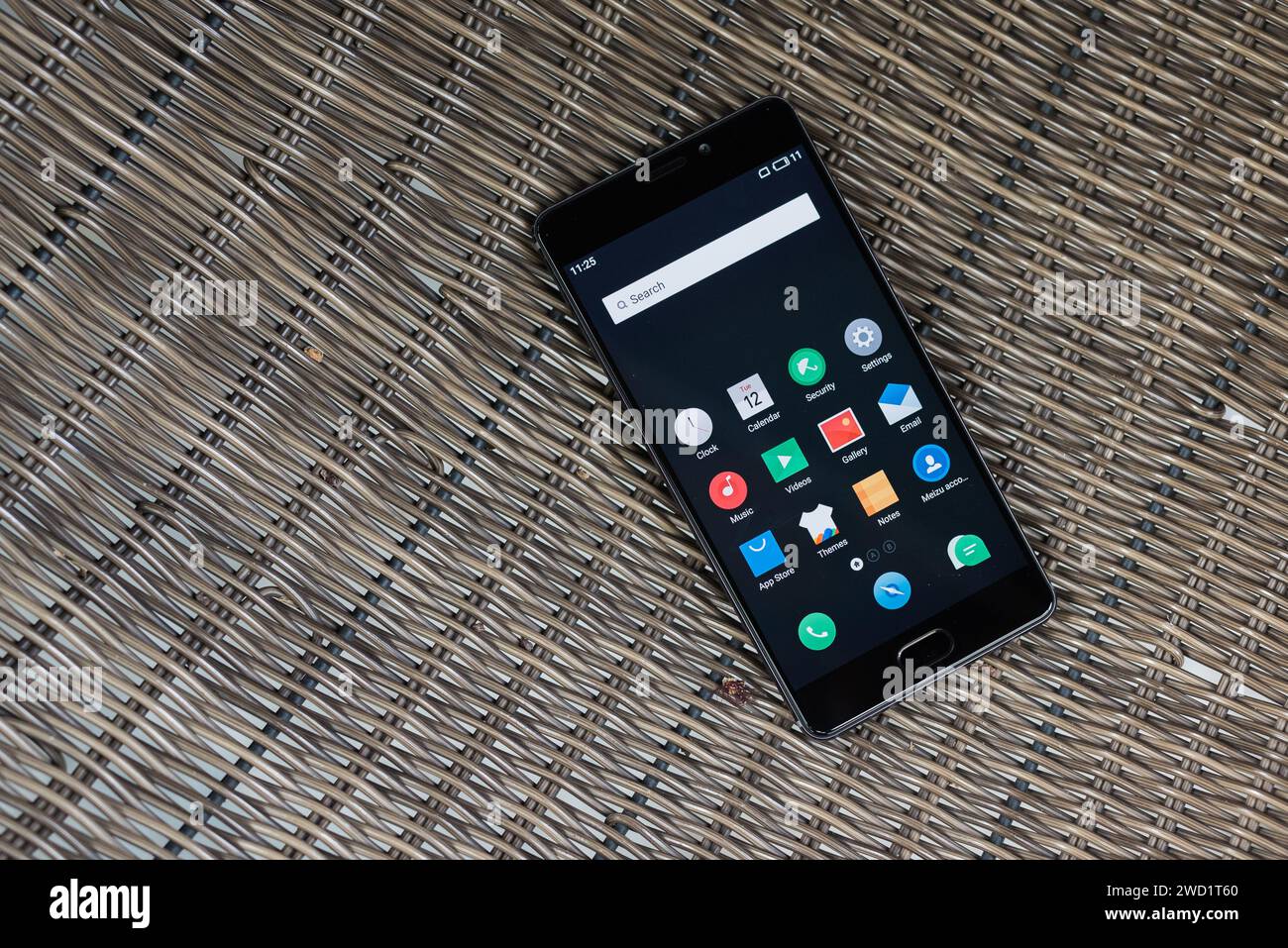 HCMC, VN - gennaio 2024. Smartphone Meizu Pro 7 Plus Foto Stock