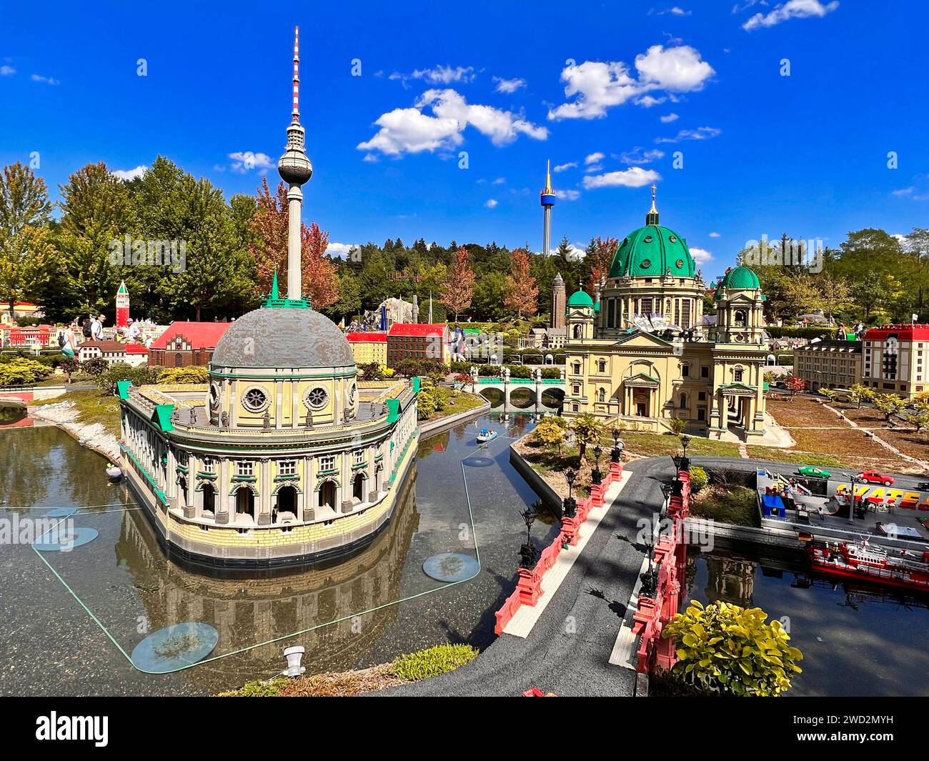 18.03.2023, Legoland Günzburg in Bayern, Miniatur-Städte sind eine große Attraktion für Jung und Alt. Hier die Hauptstadt Berlin. 18.08.2023, Legoland Günzburg 18.08.2023, Legoland Günzburg *** 18 03 2023, Legoland Günzburg in Baviera, città in miniatura sono una grande attrazione per grandi e piccini qui la capitale Berlino 18 08 2023, Legoland Günzburg 18 08 2023, Legoland Günzburg Foto Stock