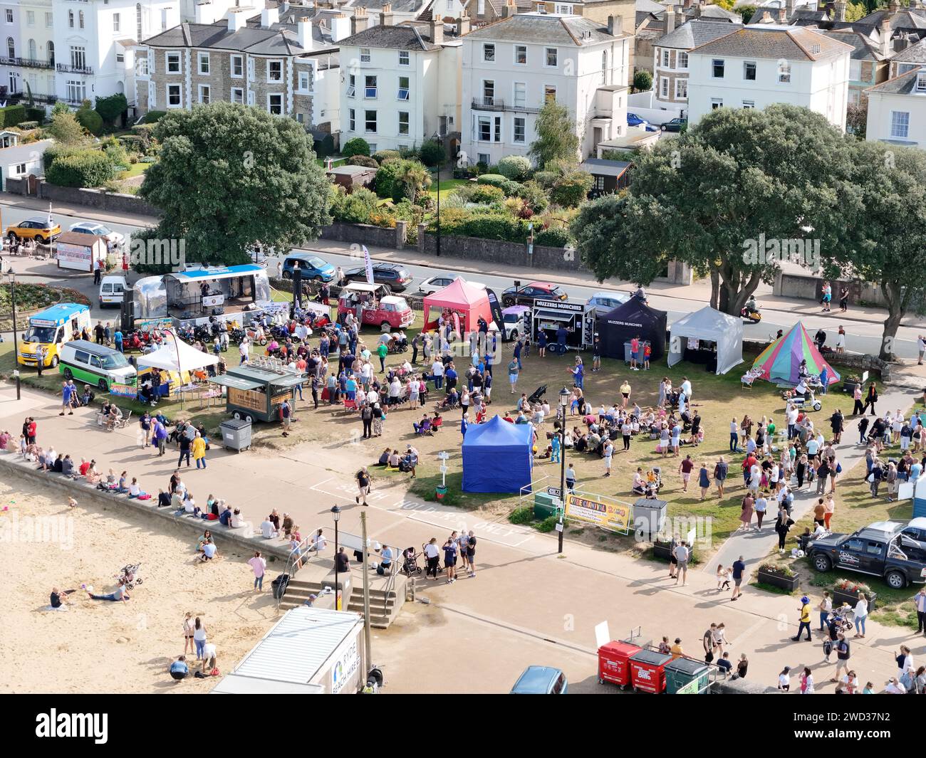 Folle allo scooter ralley Ryde Isle of Wight UK drone, aereo Foto Stock