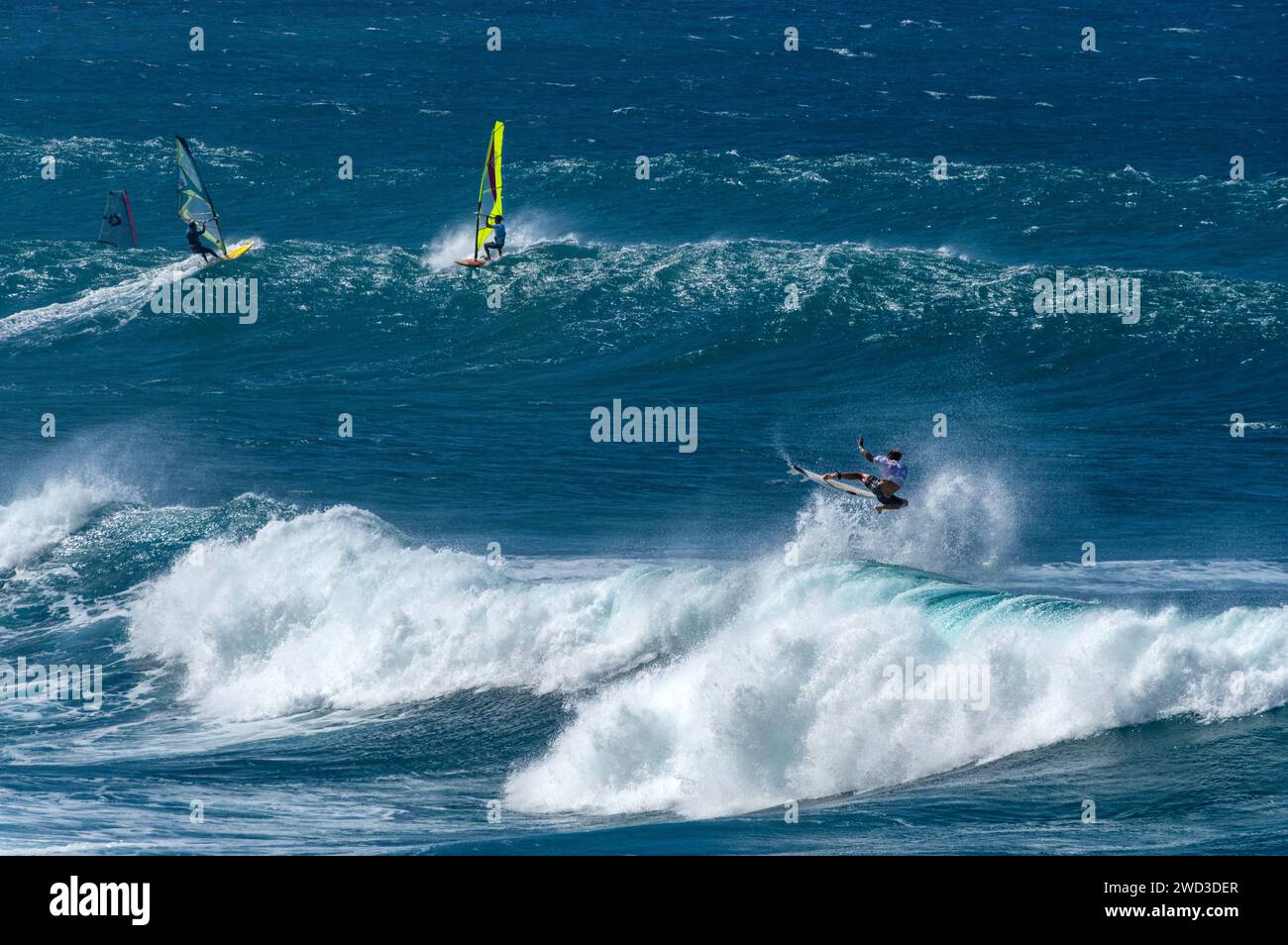 Windsurf all'Hookipa Beach Park, paia, Maui, Hawaii Foto Stock