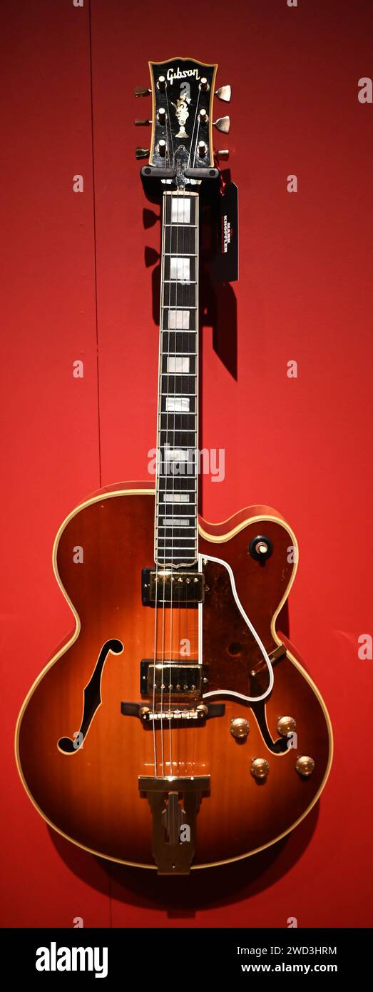 Portachiavi Da Parete A Forma Di Chitarra E Amplificatore - Scatola Portachiavi Per Musicisti - Include 4 Ganci E Kit Di Montaggio