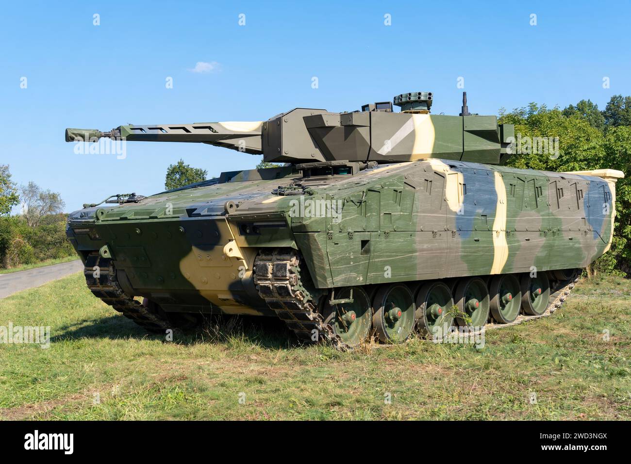 Veicolo ungherese da combattimento per fanteria Lynx (IFV) con mitragliatrice da 30 mm Foto Stock