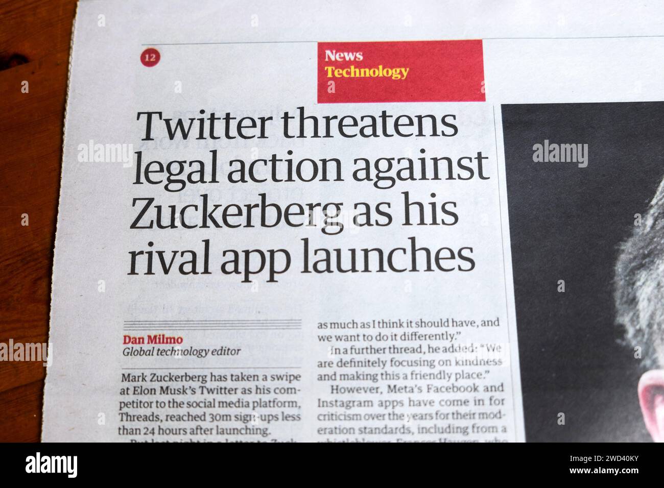 "Twitter minaccia un'azione legale contro Zuckerberg mentre la sua app rivale viene lanciata" Foto Stock