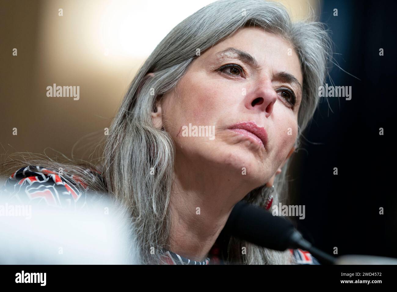 Washington, Stati Uniti. 18 gennaio 2024. Josephine Dunn guarda durante un'audizione della House Committee on Homeland Security sul confine meridionale al Campidoglio degli Stati Uniti a Washington, DC, giovedì 18 gennaio 2024. La figlia di Dunn, Ashley Dunn, morì nel 2021 dopo aver ingerito fentanyl, che credeva fosse ossicodone. Foto di Bonnie Cash/UPI credito: UPI/Alamy Live News Foto Stock