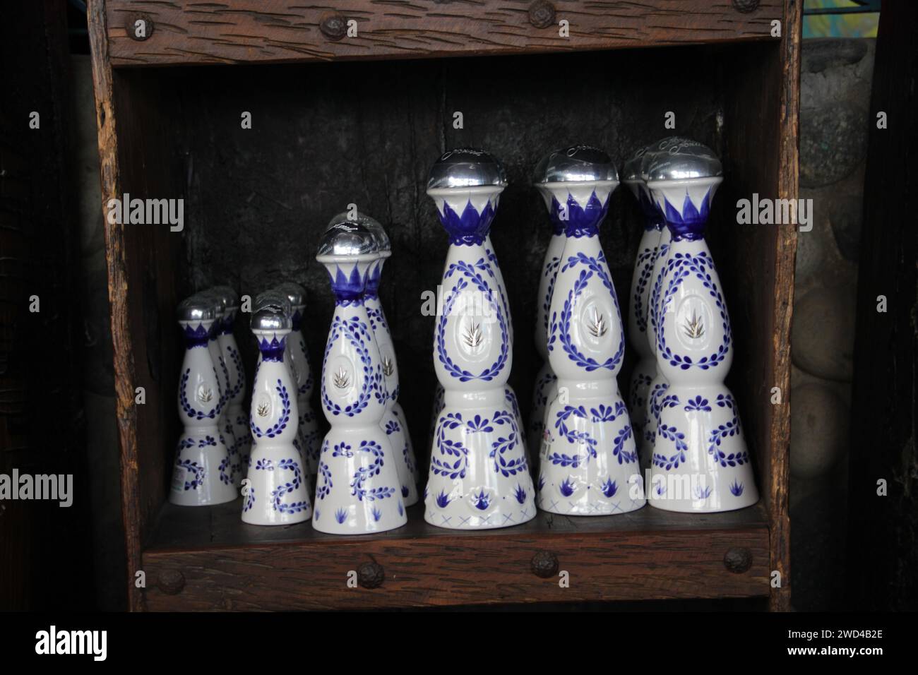 Bottiglie di liquore messicane in ceramica Foto Stock