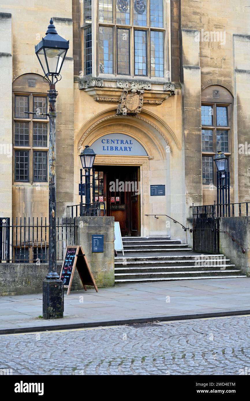 All'esterno della Bristol Central Library, Regno Unito Foto Stock