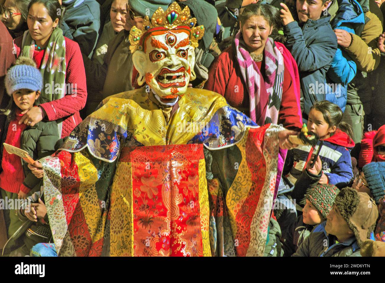 Danza della maschera buddista Lama, Festival di Gustor, Pethup Gompa, Monastero di Spituk, Leh, Ladakh, Kashmir, India, Asia Foto Stock