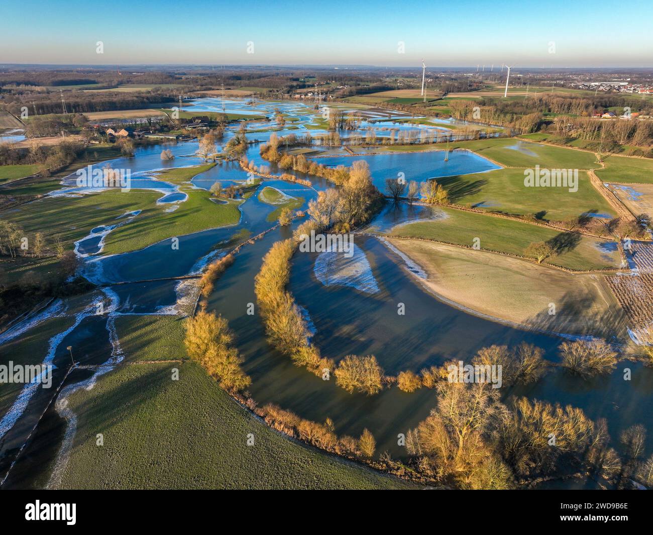 SELM, Renania settentrionale-Vestfalia, Germania - inondazione sul Lippe, fiume nella regione della Ruhr, campi, aree agricole dei contadini vicino al wate Foto Stock