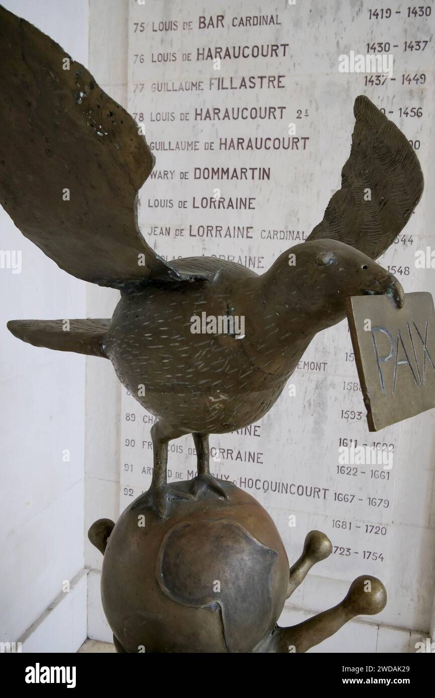 Centro mondiale per la pace, la libertà e i diritti umani (Centre Mondial de la Paix, des Libertés et des Droits de l'Homme), Palazzo Episcopale, Verdun, Mosa, regione Grand-EST, Francia Foto Stock