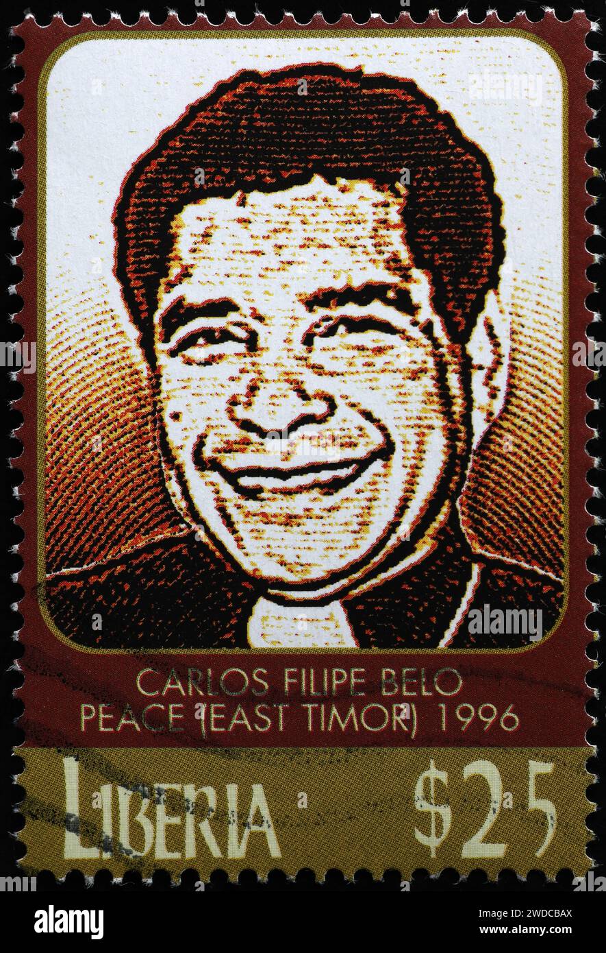 Premio Nobel per la pace Carlos Filipe Belo sul francobollo della Liberia Foto Stock