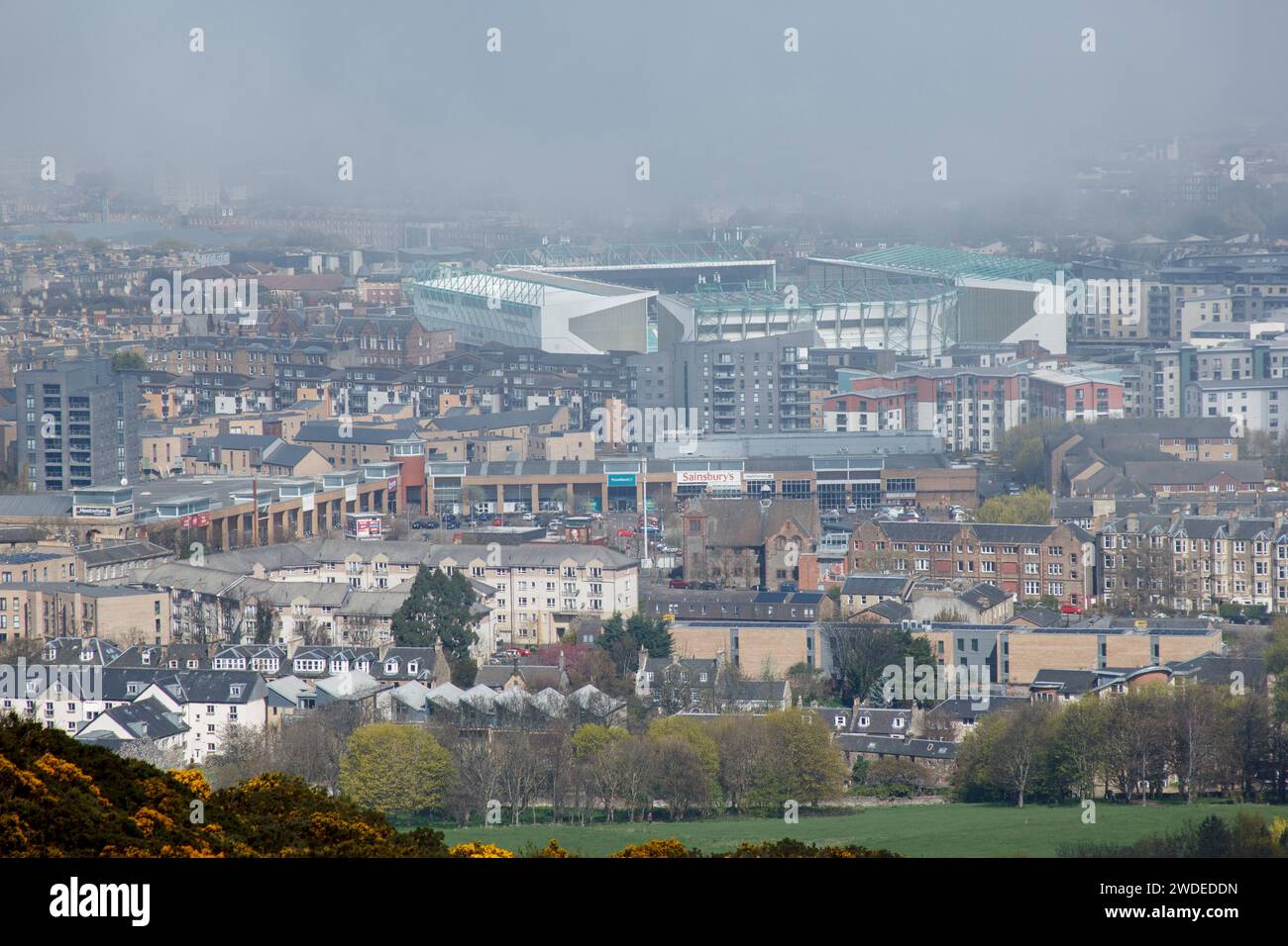 Edimburgo, Scozia, Regno Unito. 19 aprile 2023. REGNO UNITO. Hibernian FC, Easter Road Stadium, tratto da Calton Hill, Edimburgo. Foto Stock