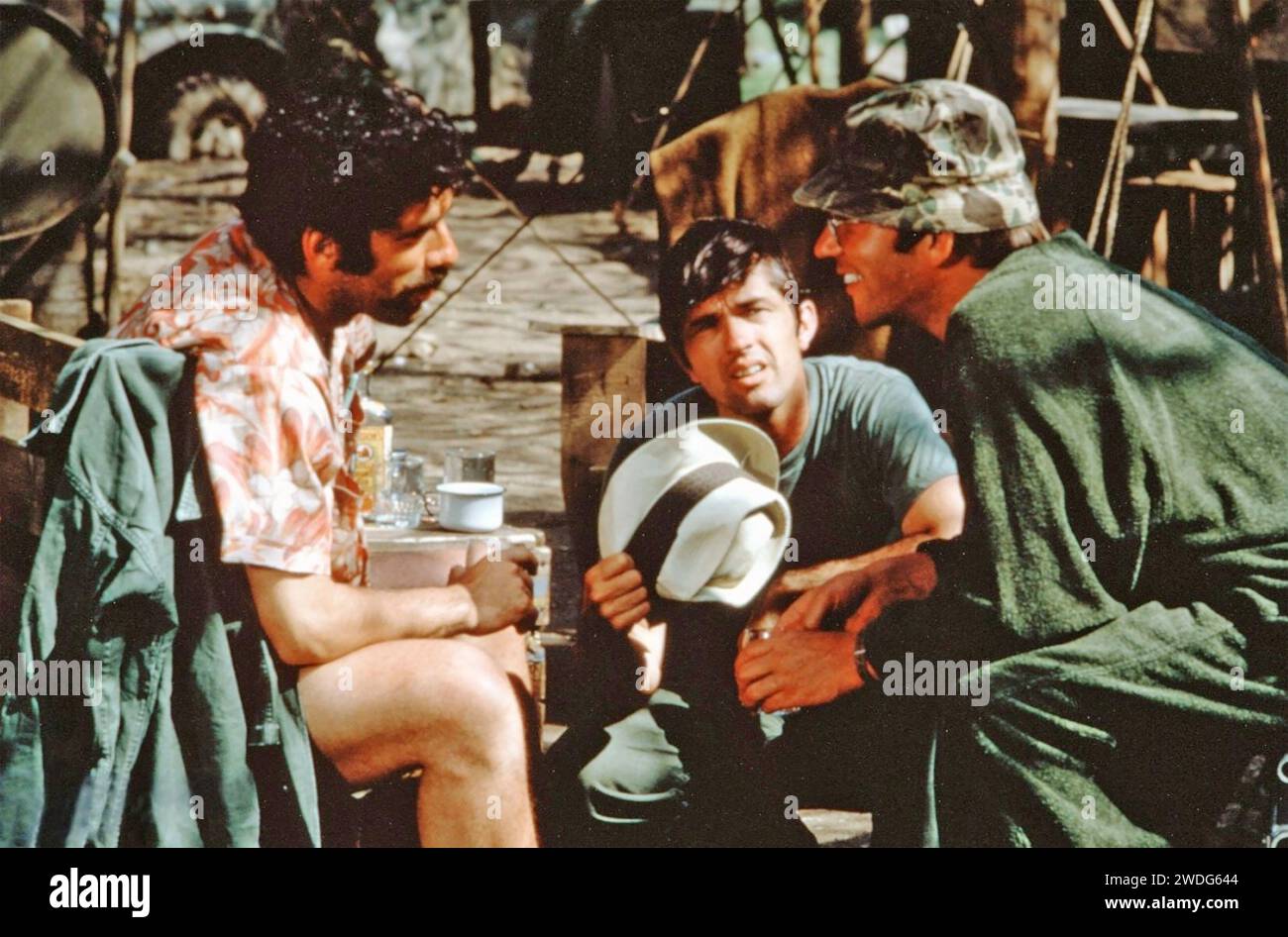 M.A.S., H. 1970 film della 20th Century Fox con From Left: Elliott Gould, Tom Skerritt, Donald Sutherland, Foto Stock