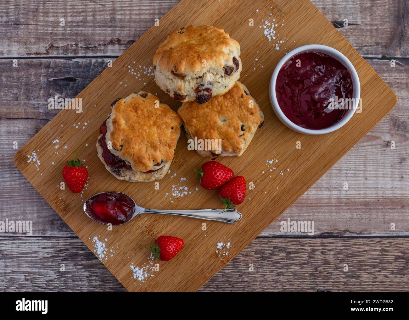 Scones e marmellata Foto Stock