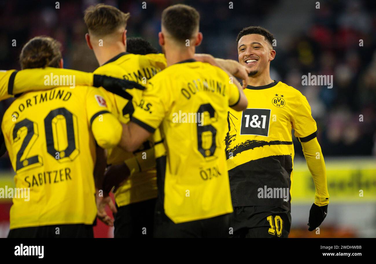 Colonia, Germania. 20 gennaio 2024. Torjubel: Niclas Füllkrug (BVB), Jadon Sancho (BVB) 1. FC Köln - Borussia Dortmund 20.01.2024 crediti: Moritz Muller/Alamy Live News Foto Stock
