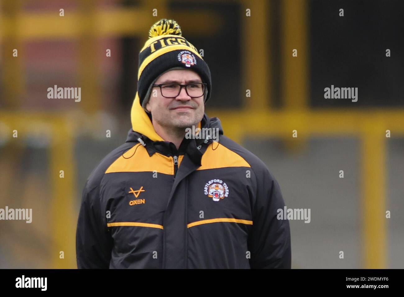 Castleford, Regno Unito. 21 gennaio 2024. Wheldon Road, Castleford, West Yorkshire, 21 gennaio 2024 2024 amichevole pre-stagione Castleford Tigers vs London Broncos Craig Lingard (Head Coach) dei Castleford Tigers credito: Touchlinepics/Alamy Live News Foto Stock