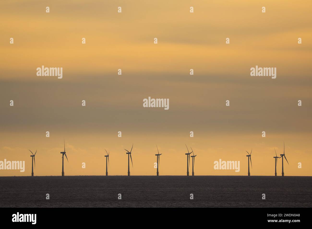Parco eolico offshore nel Mare del Nord, Norfolk, Regno Unito Foto Stock