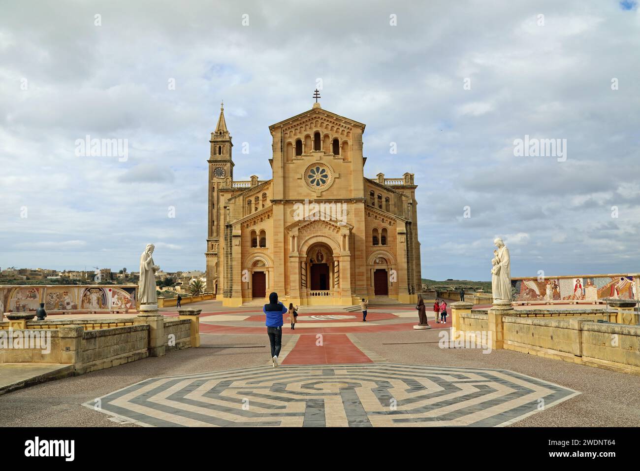 Basilica del Santuario Nazionale della Beata Vigin di Ta Pinu a Gozo Foto Stock