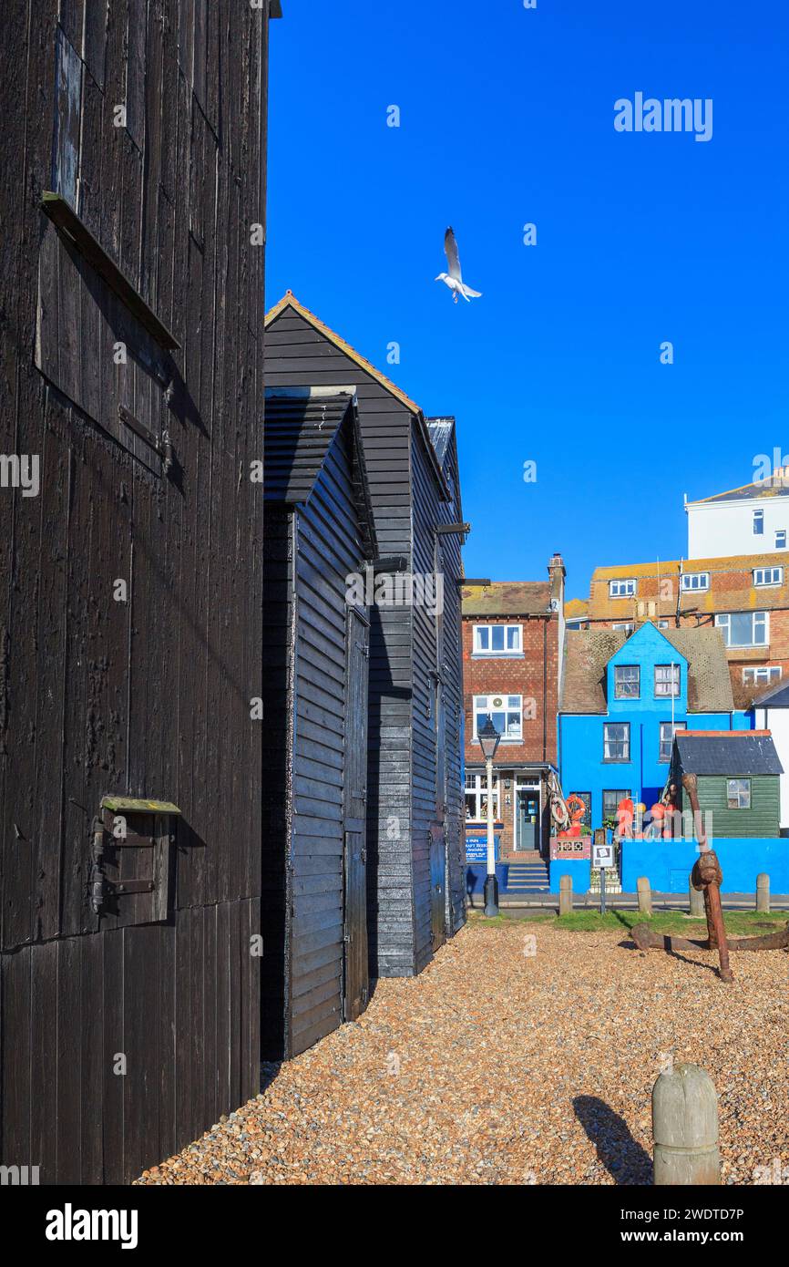 NET Huts on the Old Town Stade, Hastings, East Sussex, Regno Unito Foto Stock