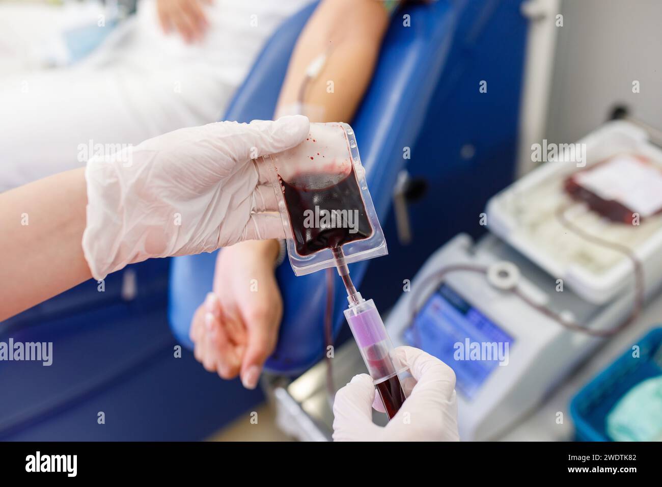prelievo di sangue in laboratorio, donazione, medicazione,. Foto di alta qualità Foto Stock