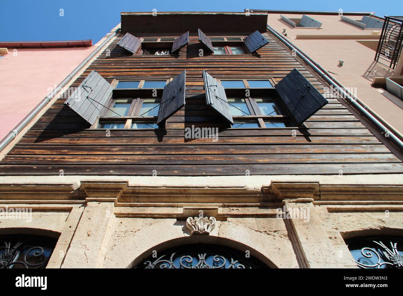edificio abitativo a chania a creta in grecia Foto Stock