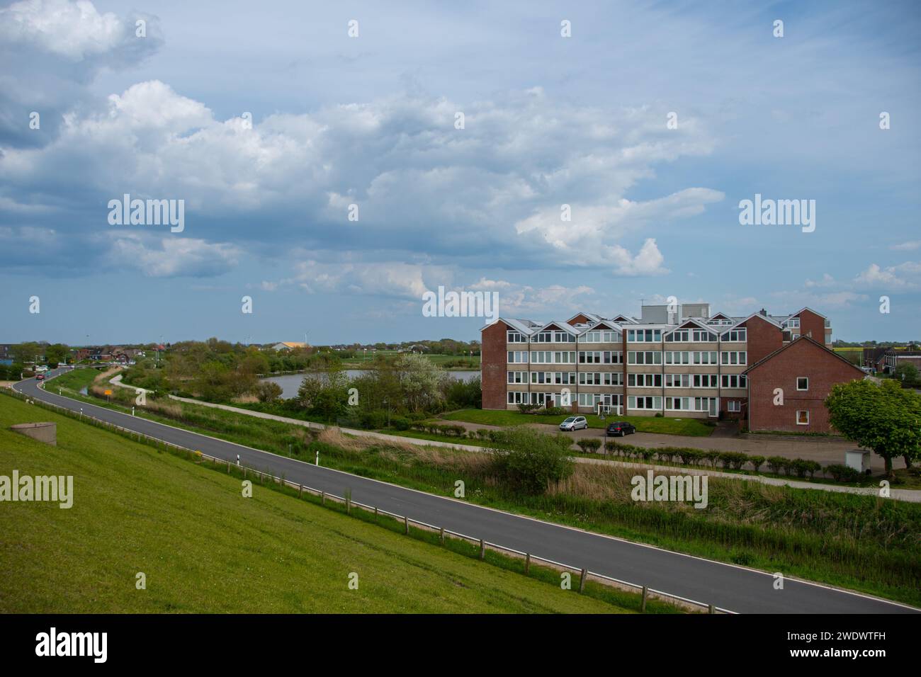 Nordstrand, Germania 15 maggio 2023, Appartamenti per vacanze sulla penisola tedesca del Nordstrand Foto Stock
