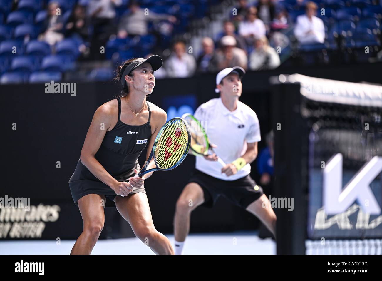Coppia di doppio misto Joran Vliegen e Ena Shibahara durante il torneo