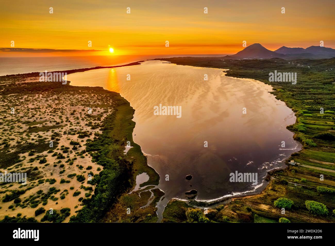 Tramonto al lago di Korission, isola di Corfù ('Kerkyra'), mar Ionio, Grecia Foto Stock