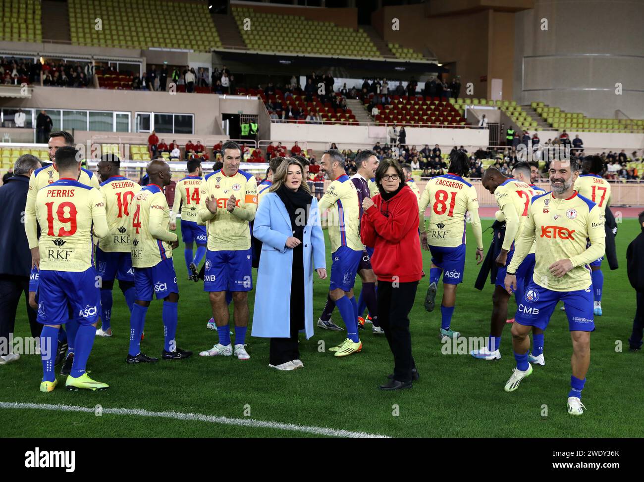 Monaco, Francia. 22 gennaio 2024. © PHOTOPQR/NICE MATIN/Jean Francois Ottonello ; Monaco ; 22/01/2024 ; FIGHT AIDS CUP - edizione 4eme de la Fight AIDS Cup entre les Barbagiuans de Monaco et Cirque FC au stade Louis II - le Cirque FC de la princesse Stephanie et Camille Gottlieb 4a edizione della Fight AIDS Cup a Monaco il 22 gennaio 2024 credito: MAXPPP/Alamy Live News Foto Stock