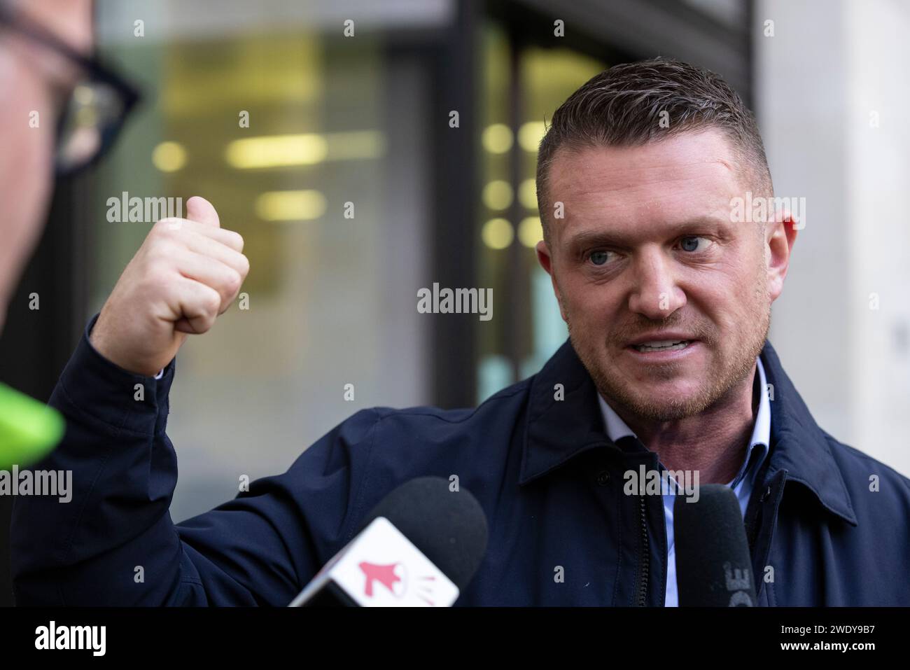Il fondatore della English Defence League Tommy Robinson (Stephen Lennon), 40 anni, appare alla Westminster Magistrates Court, 22 gennaio 2023 Foto Stock