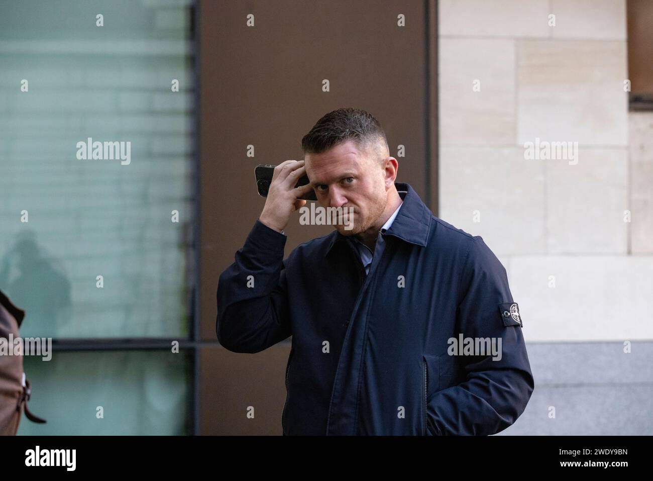 Il fondatore della English Defence League Tommy Robinson (Stephen Lennon), 40 anni, appare alla Westminster Magistrates Court, 22 gennaio 2023 Foto Stock