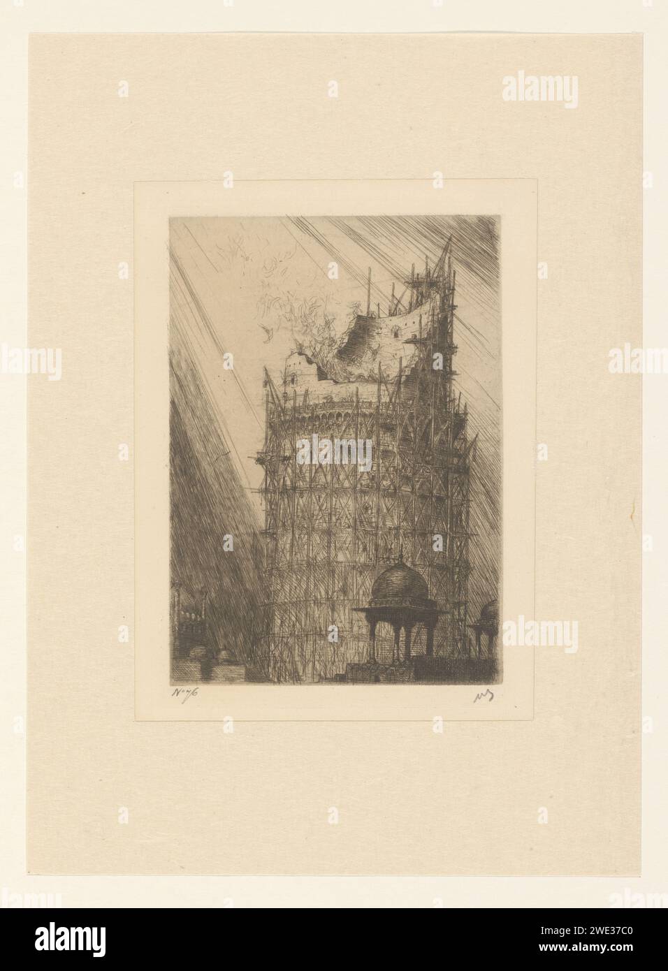 Enchanted Tower, Marius Bauer, 1898 stampa Una torre in costruzione. Alcune figure alate ai piani superiori. torre di incisione della carta, torre dell'orologio  ornamento monumentale. esseri favolosi con le ali Foto Stock