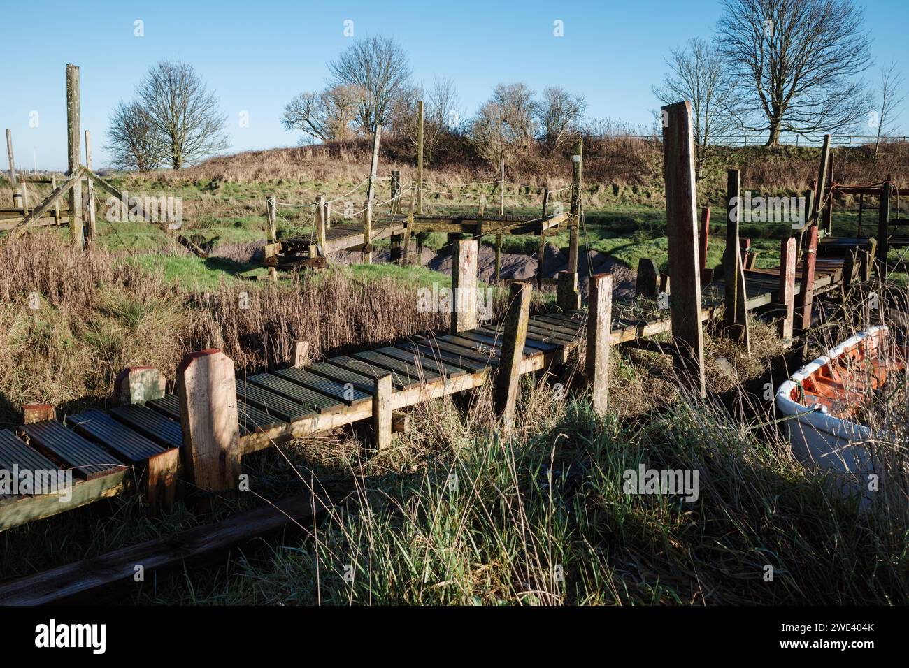 Pontoni per ormeggio in legno presso Skippool Creek LancashireUK Foto Stock
