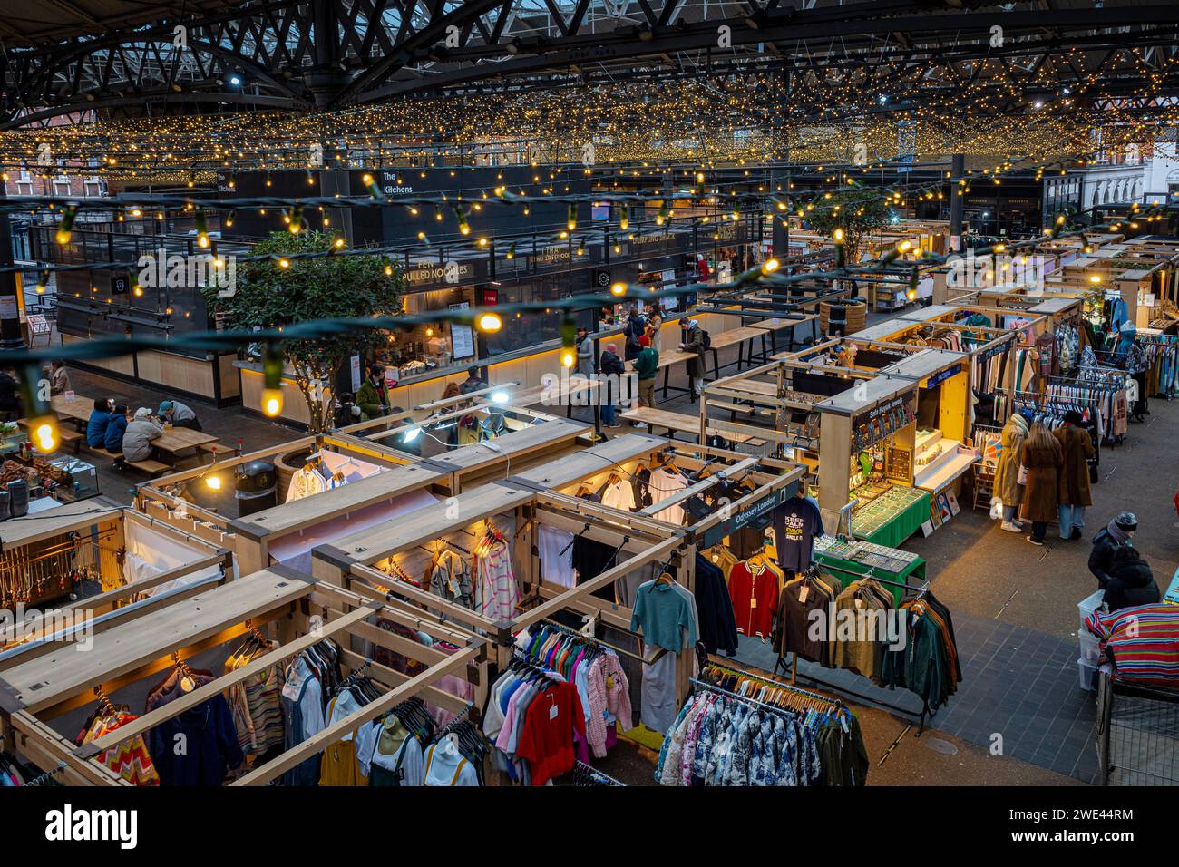 Spitalfields Market di Londra. Spitalfields Market è un mercato di Traders, Food & Fahion nell'East London, aperto 7 giorni su 7. Operativo dal 1666. Foto Stock