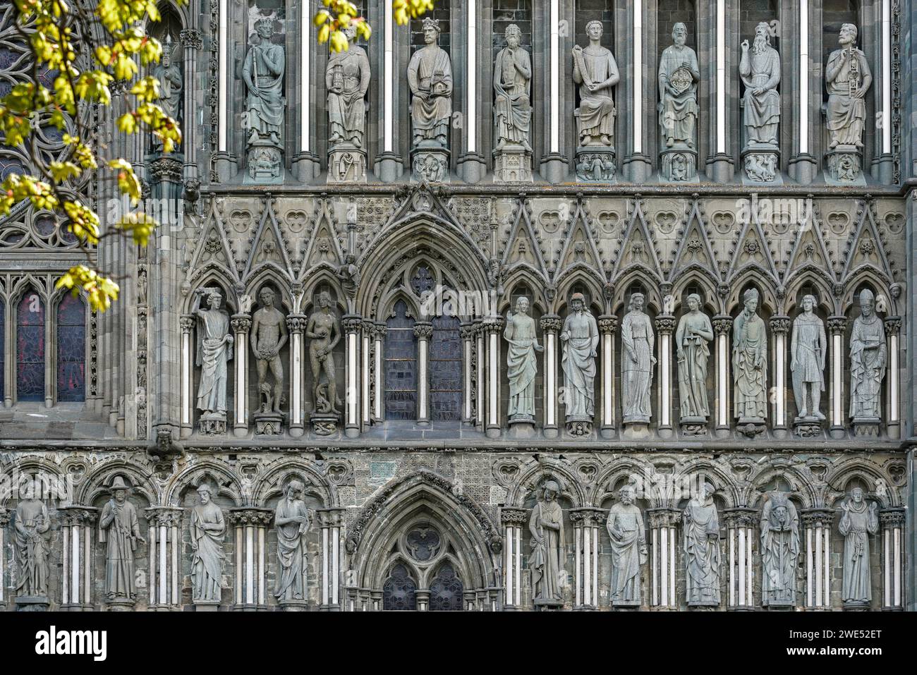 Norvegia, Trondheim, Cattedrale di Nidaros, 7 re furono incoronati e 10 furono sepolti qui Foto Stock